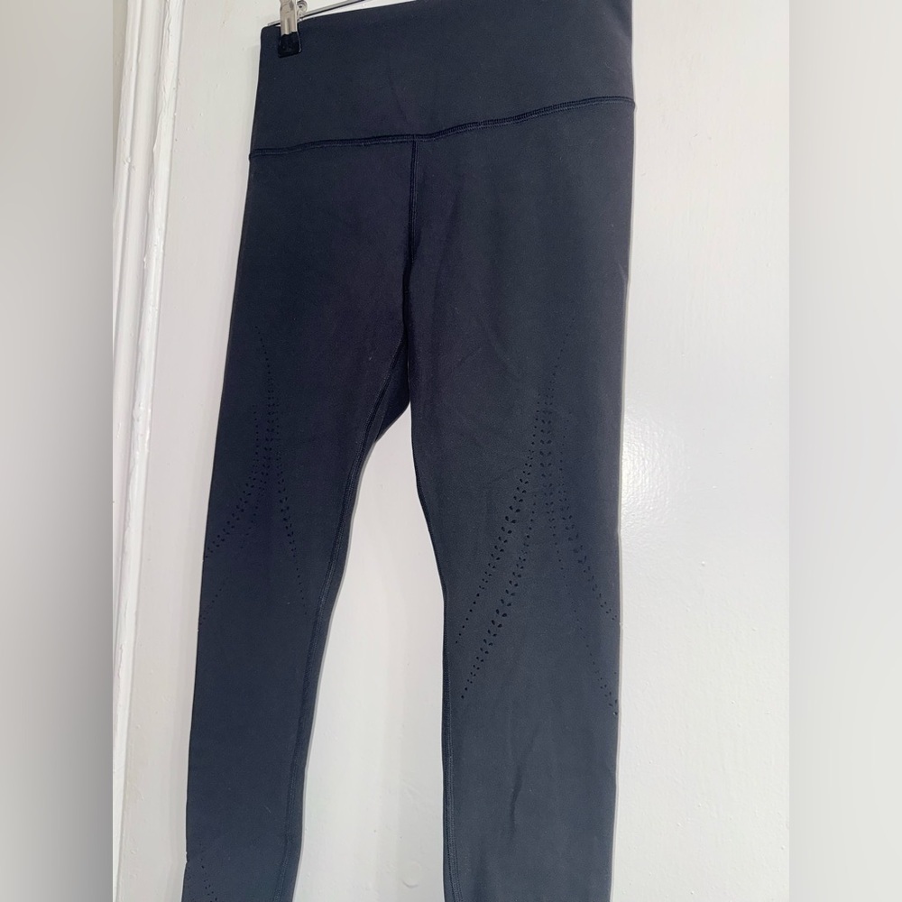 Athleta Elation Lasercut tight size XS - Picture 8 of 15